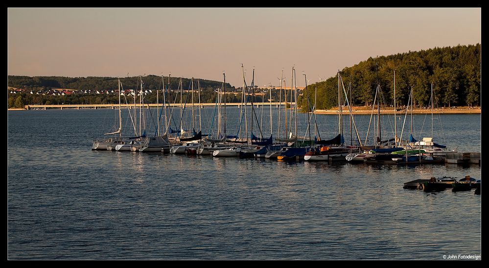 Bootsanleger am Südufer...