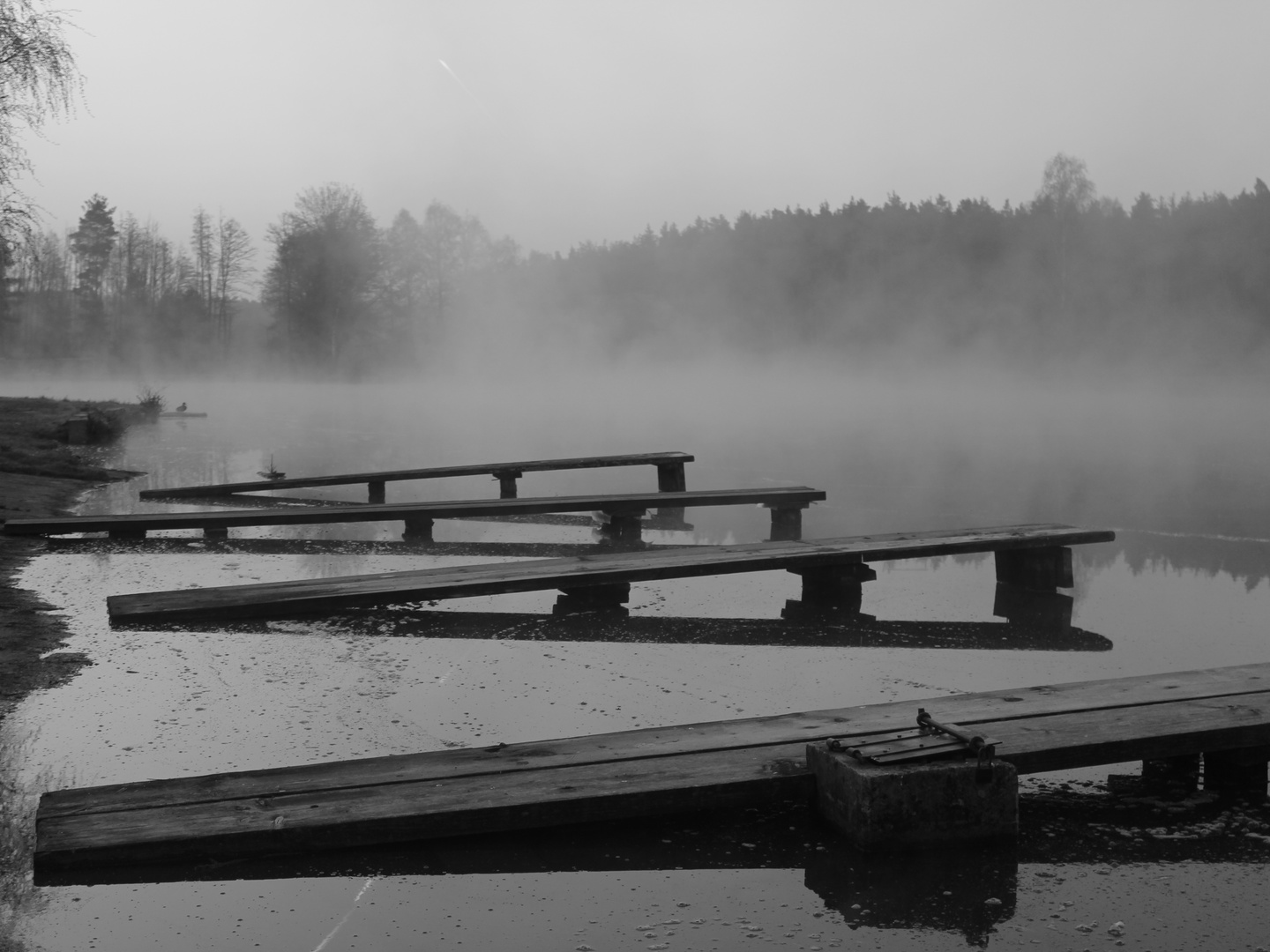 Bootsanleger in der Morgendämmerung