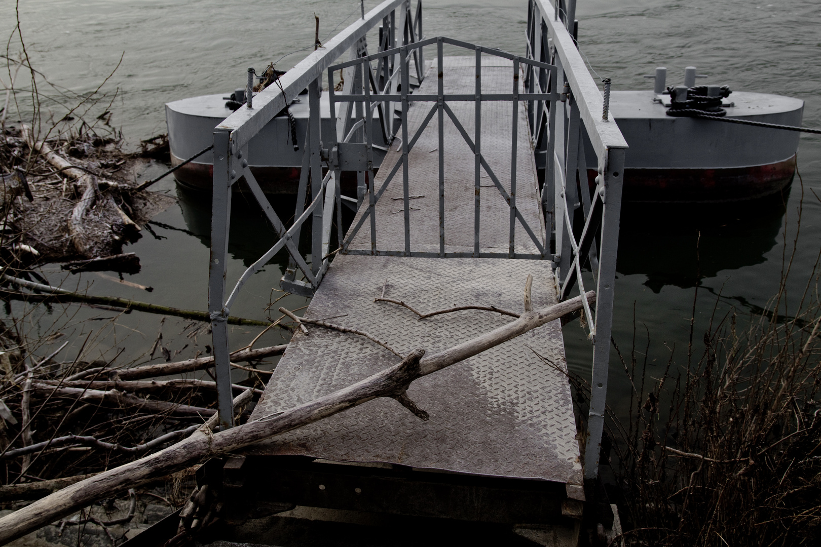 Bootsanlegestelle nach dem Hochwasser