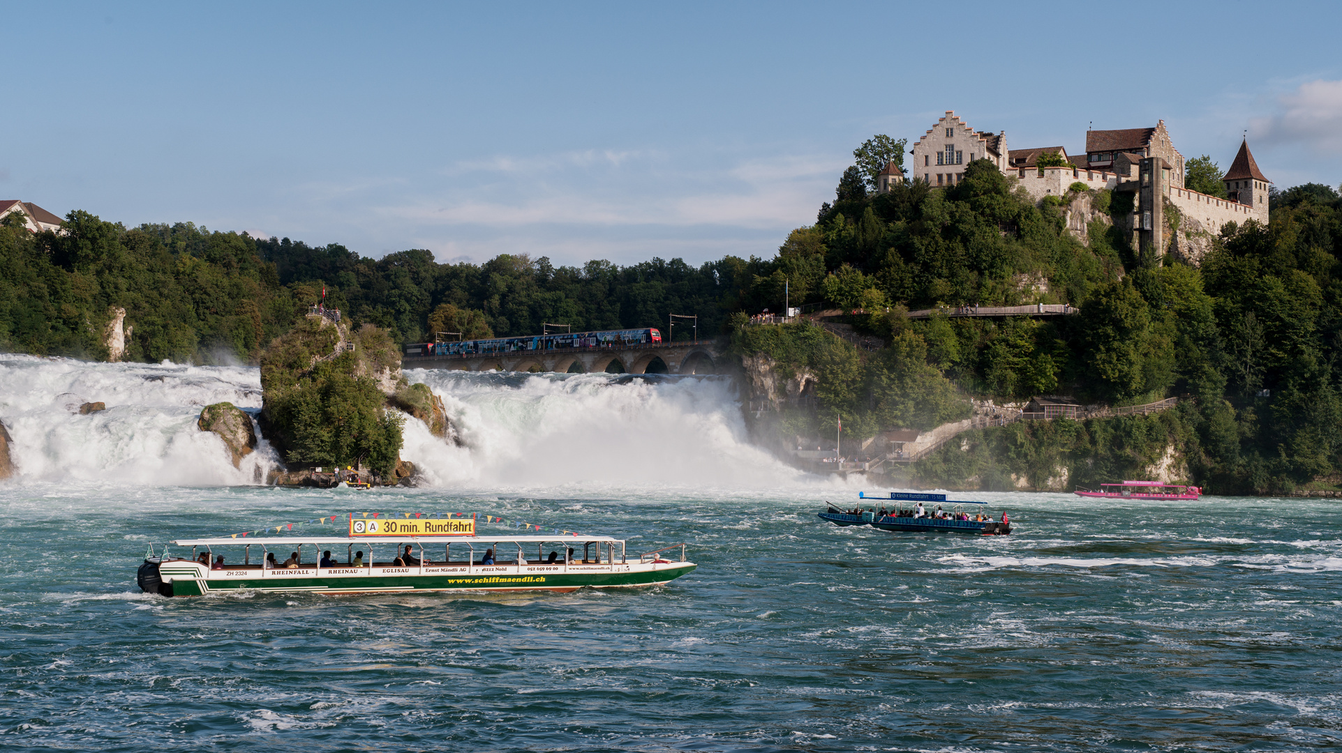 Bootsfahrt am Rheinfall