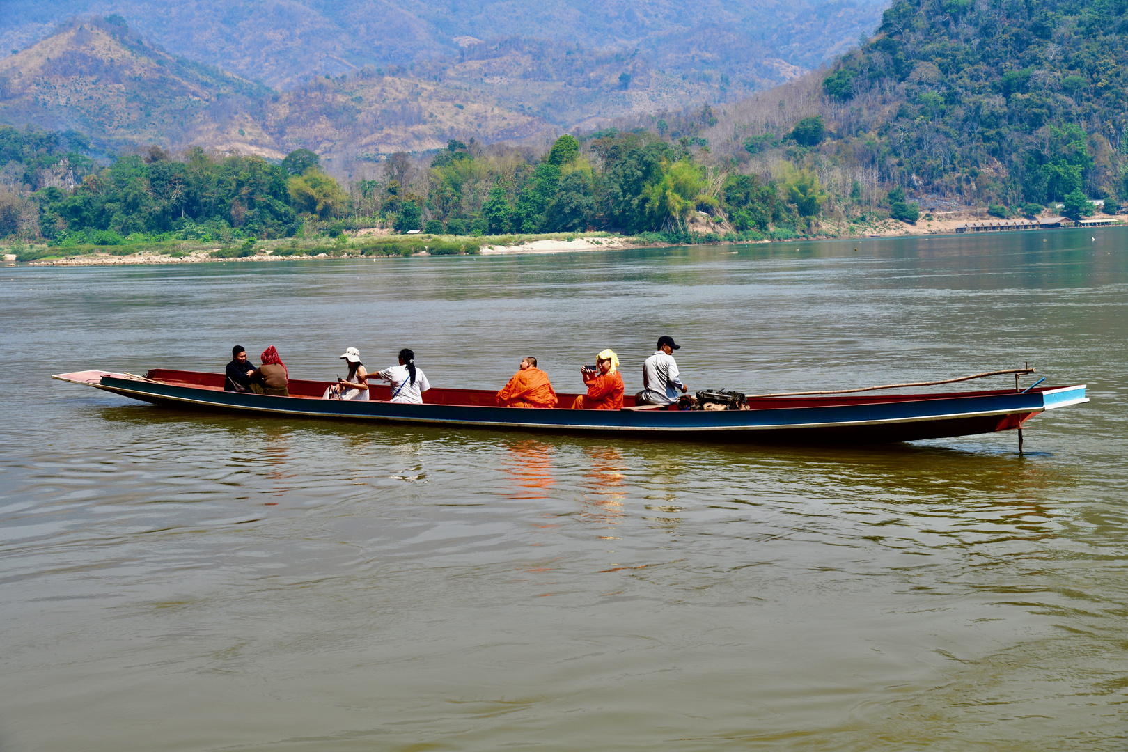 Bootsfahrt auf dem Mekong in Laos