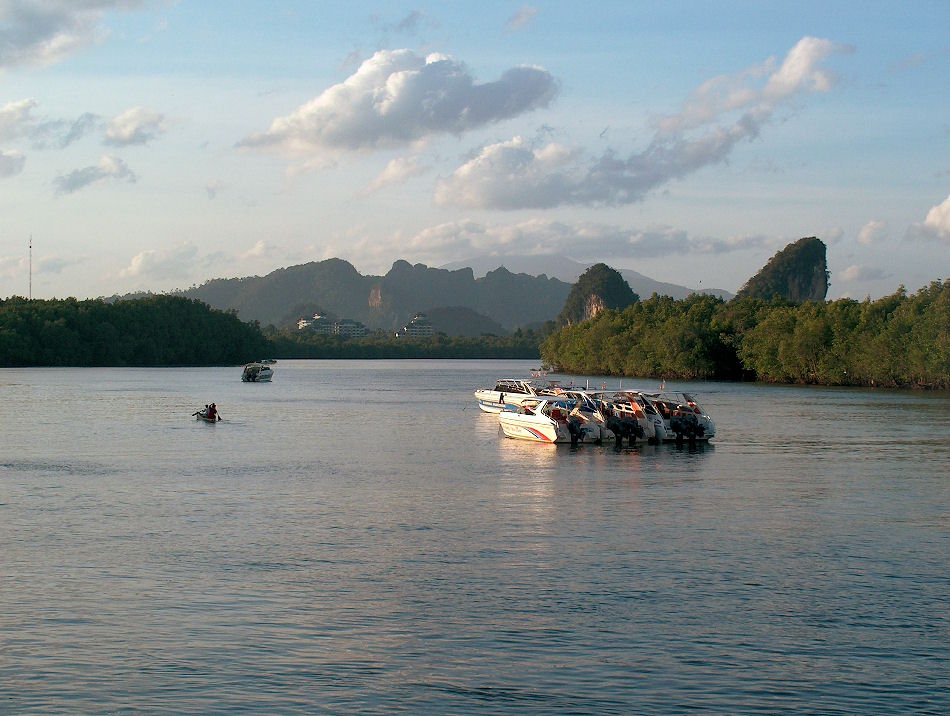 Bootsfahrt vor Krabi Town