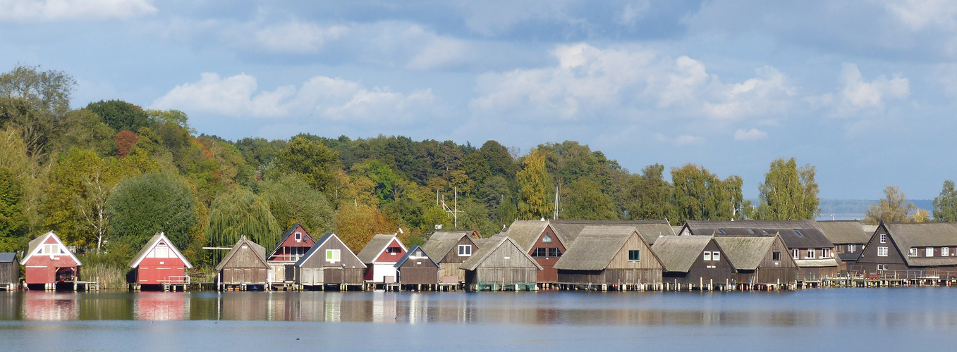 Bootshäuser bei Röbel (Müritz)