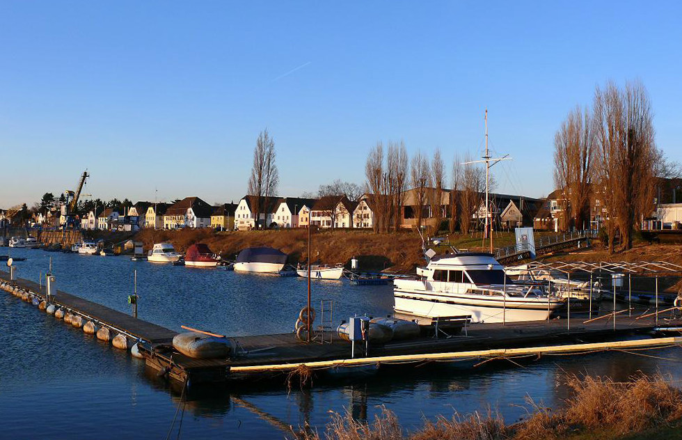 Bootshafen in Leverkusen-Hitdorf