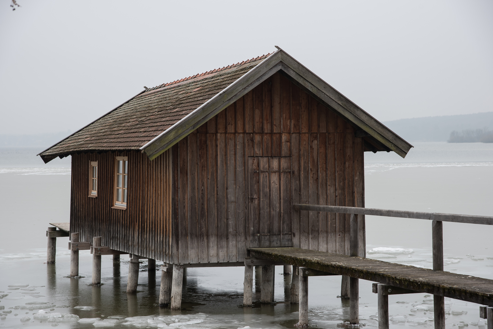 Bootshaus im Winter