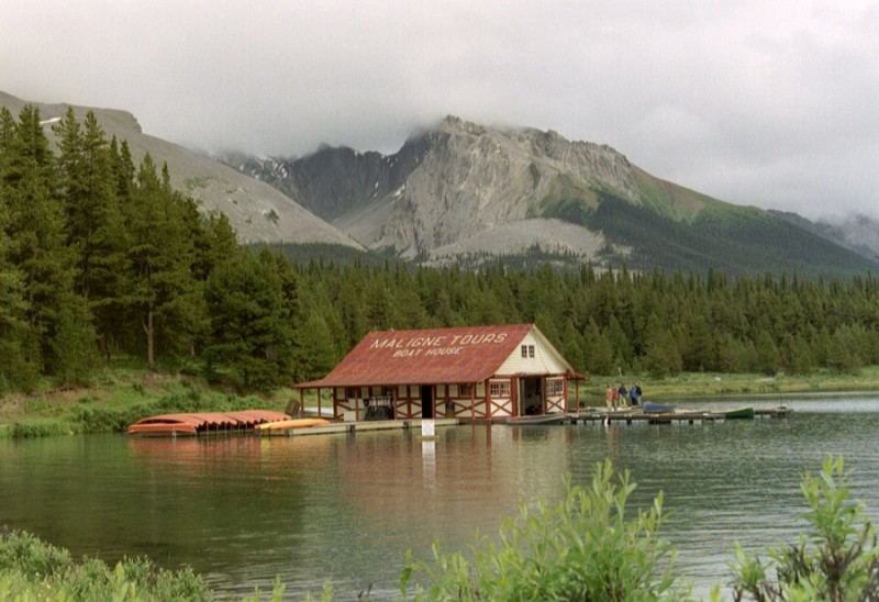 Bootshaus Maligne-Lake - Jasper NP - Alberta - Canada