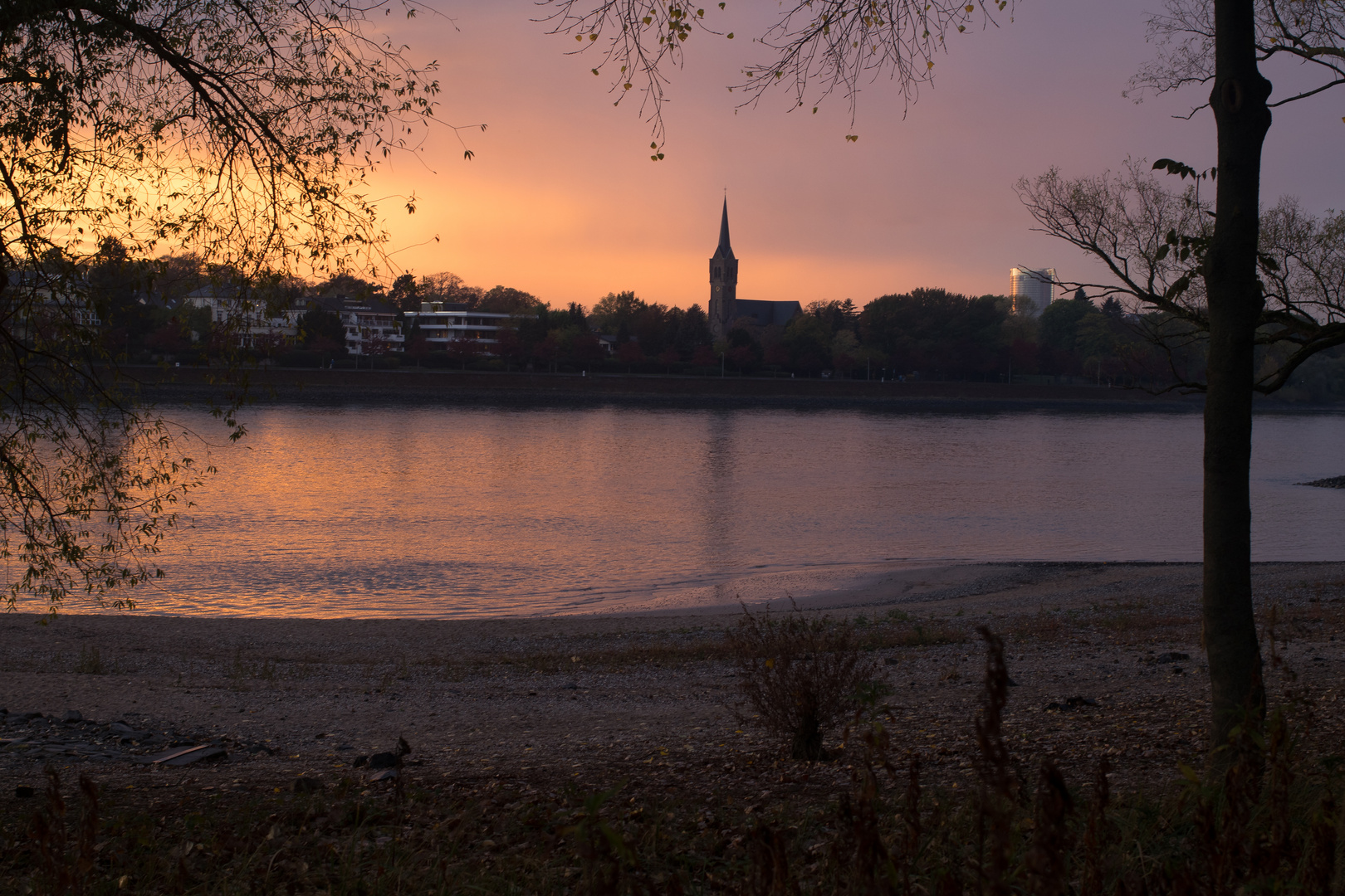 Bootshaus Oberkassel I