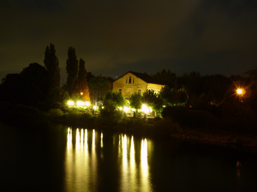 Bootshaus Ruhreck @night