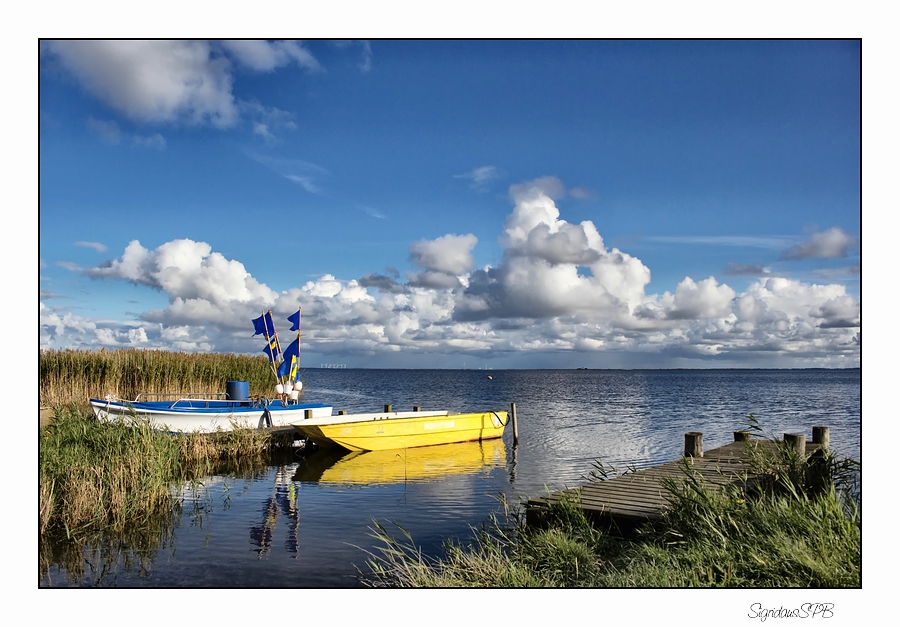 Bootssteg am Fjord.....