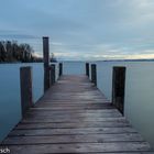 Bootssteg am Starnberger See im Winter