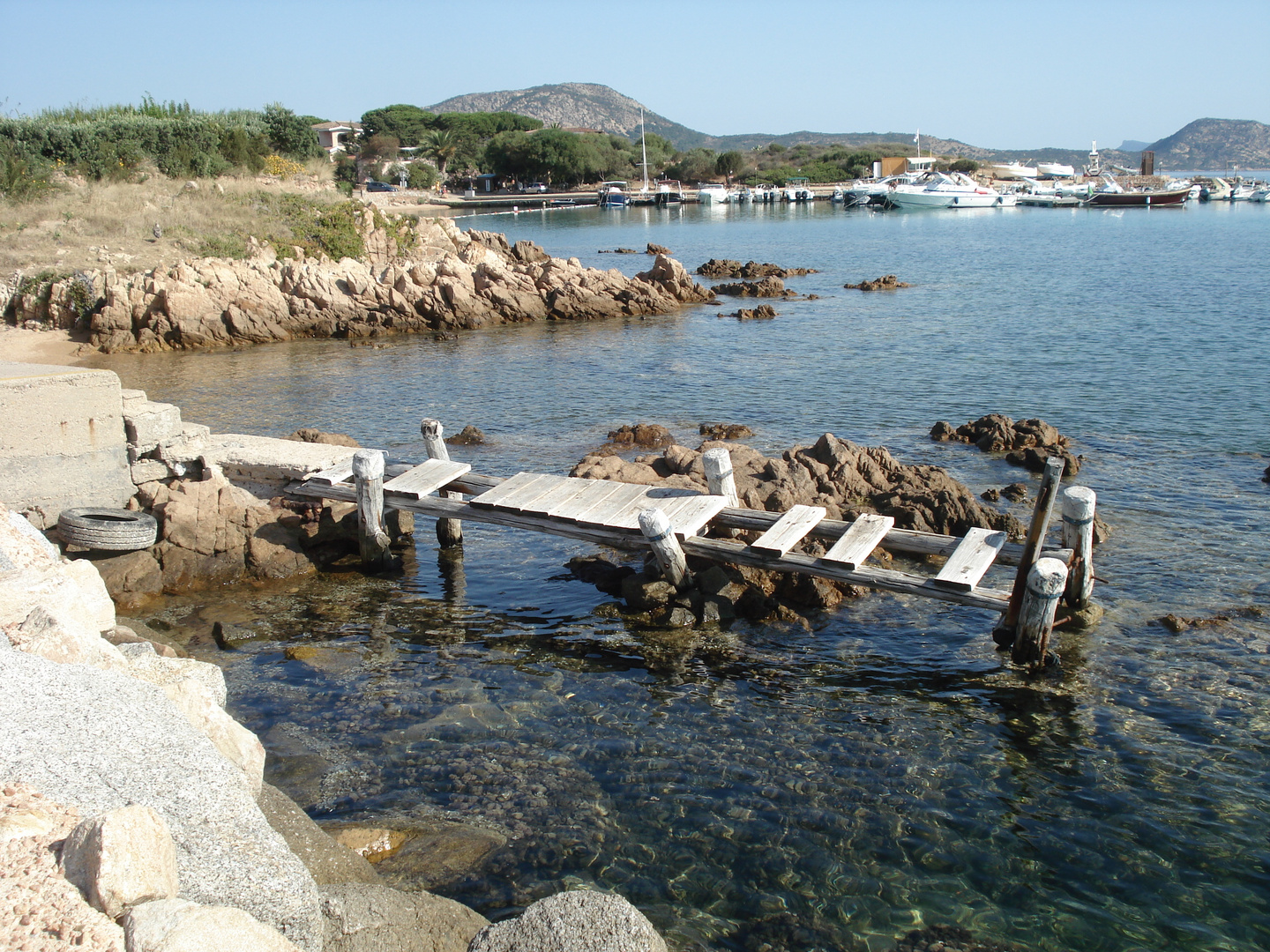 Bootssteg in Porto San Paolo