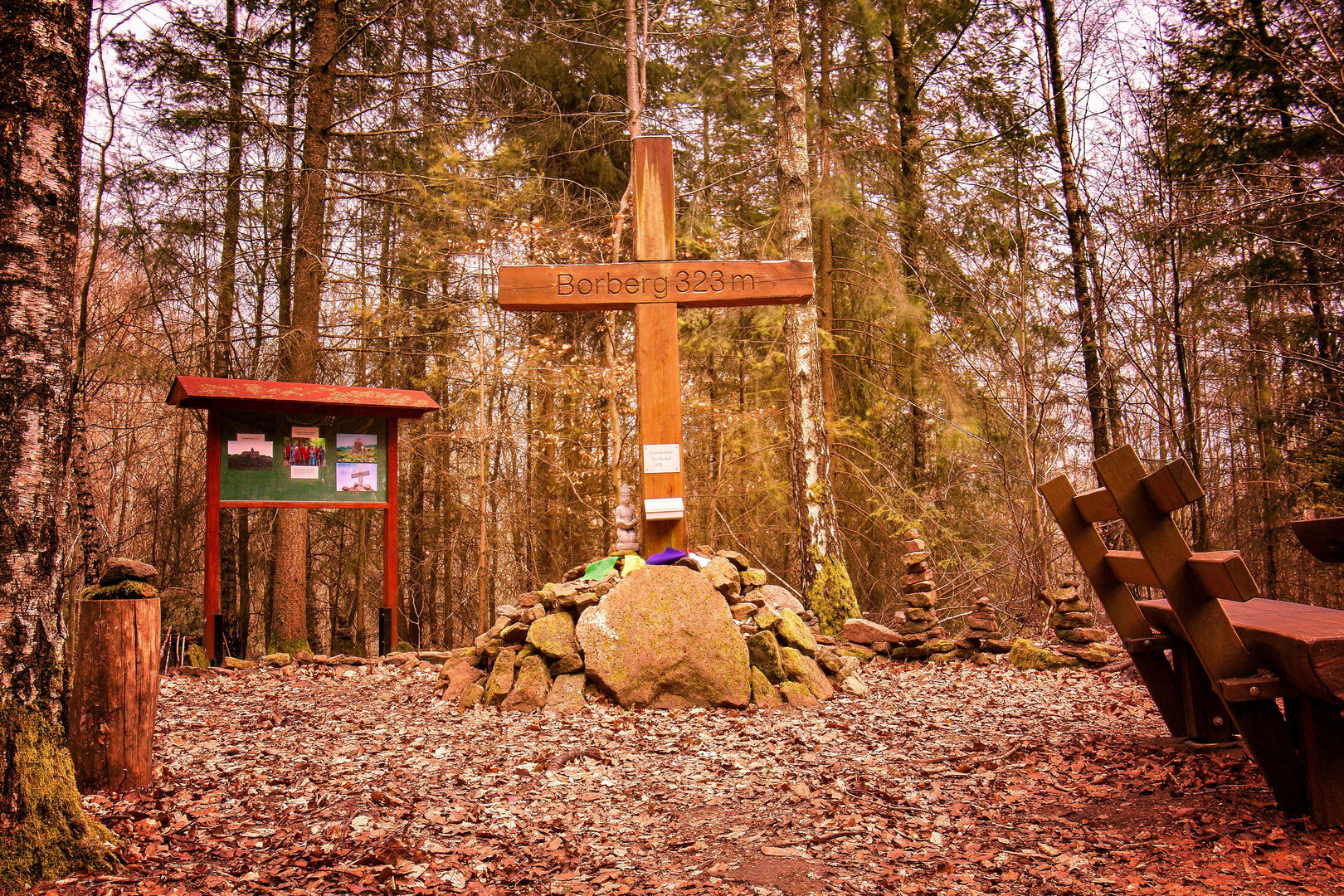 Borberg Gipfelkreuz Breuberg