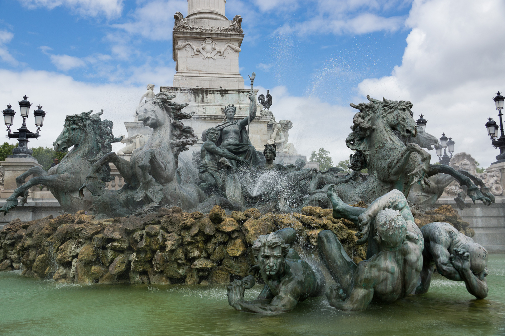 Bordeaux 2015 - Brunnen am "Monument aux Girondins"