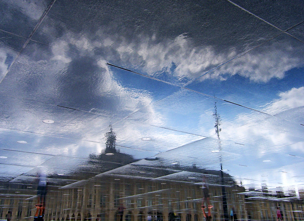 Bordeaux in pozzanghera