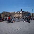 Bordeaux, le miroir d'eau transformé en pateaugeoire !