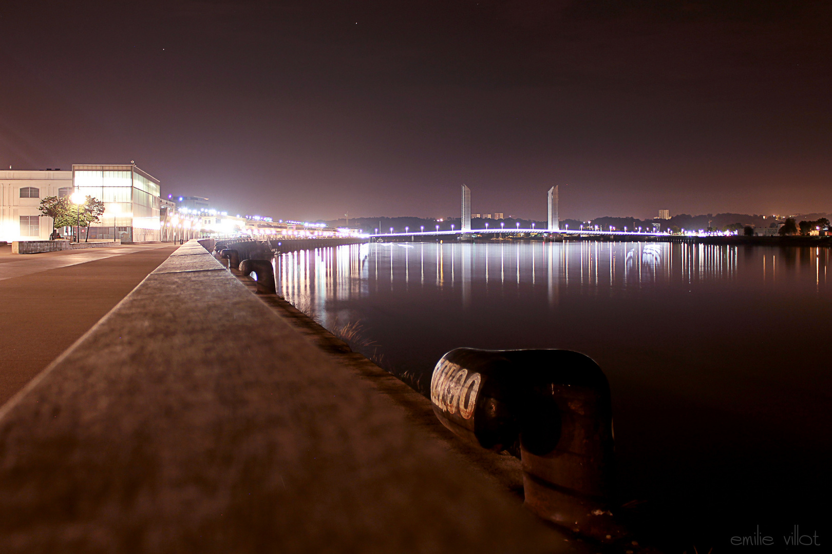 Bordeaux - les Quais - Pont Chaban Delmas