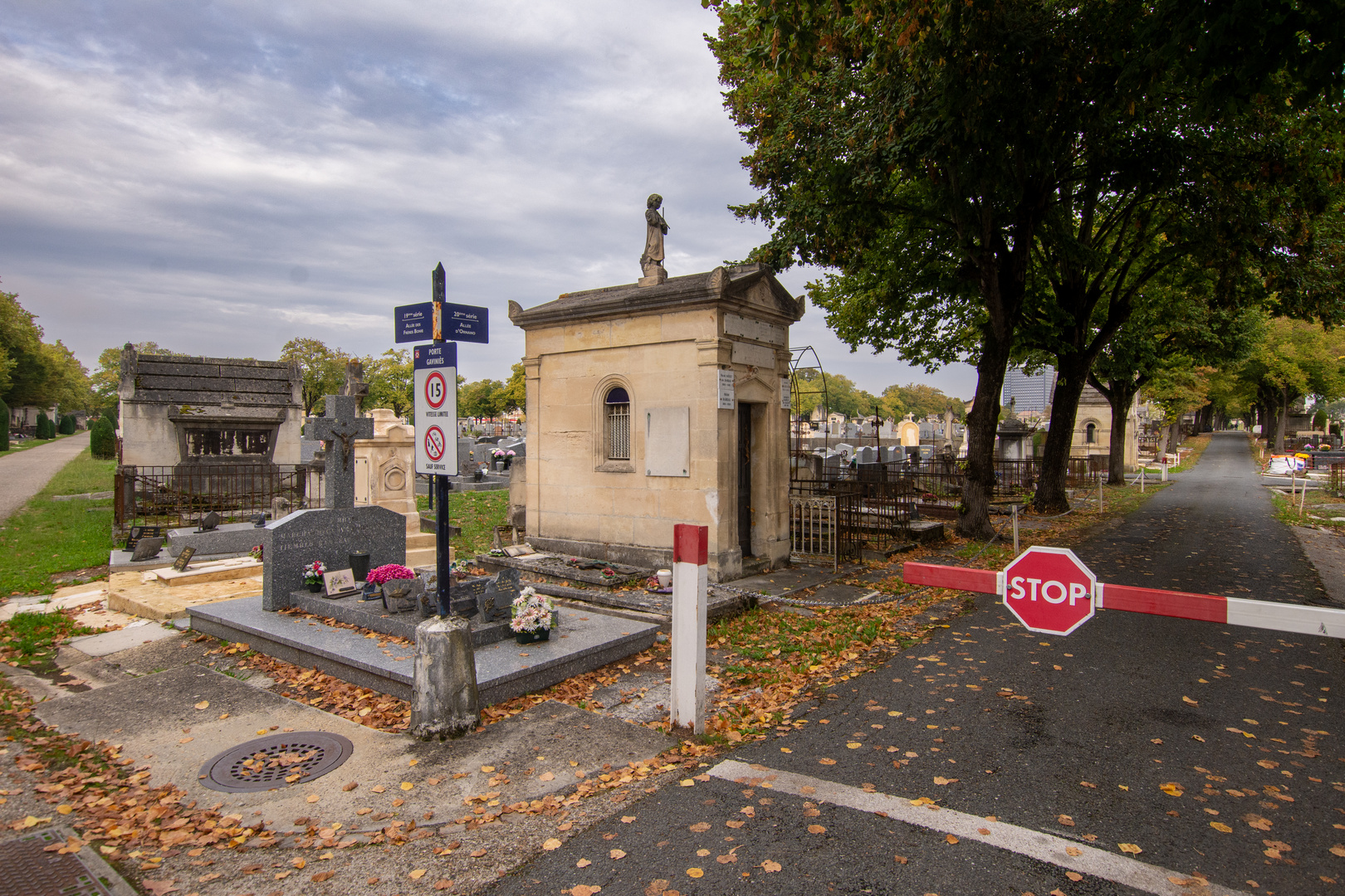 Bordeaux - Meriadeck - Cimetière de la Chartreuse - 01