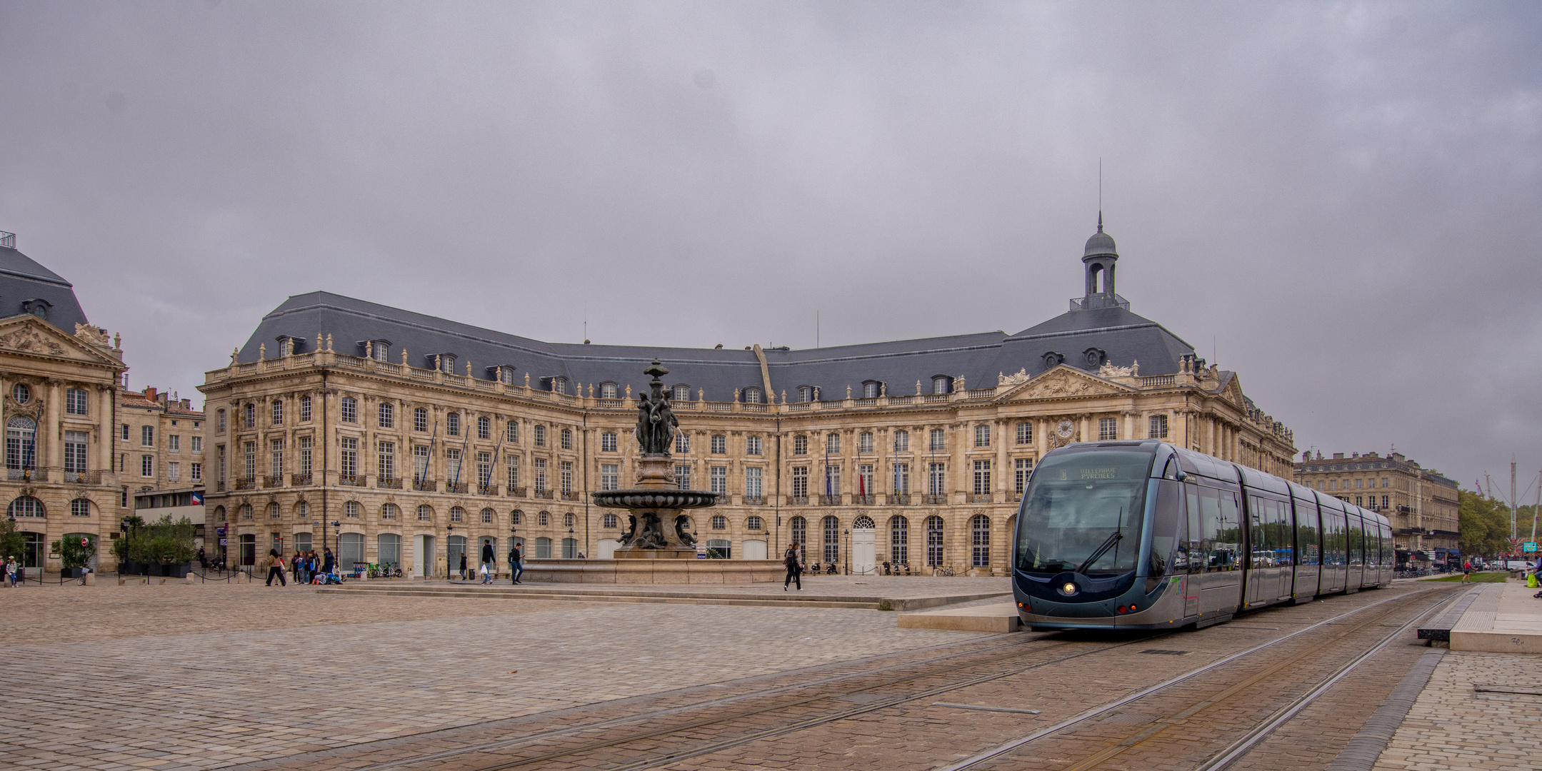 Bordeaux - Place de la Bourse - 10