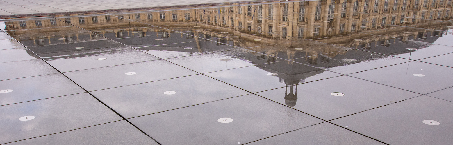 Bordeaux - Place de la Bourse - Miroir d'eau - 05