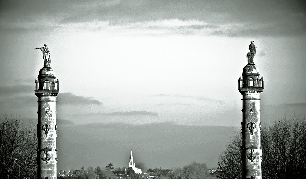 Bordeaux - Place des Quiconces