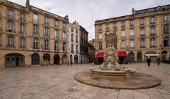 Bordeaux - Place du Parlement - 05