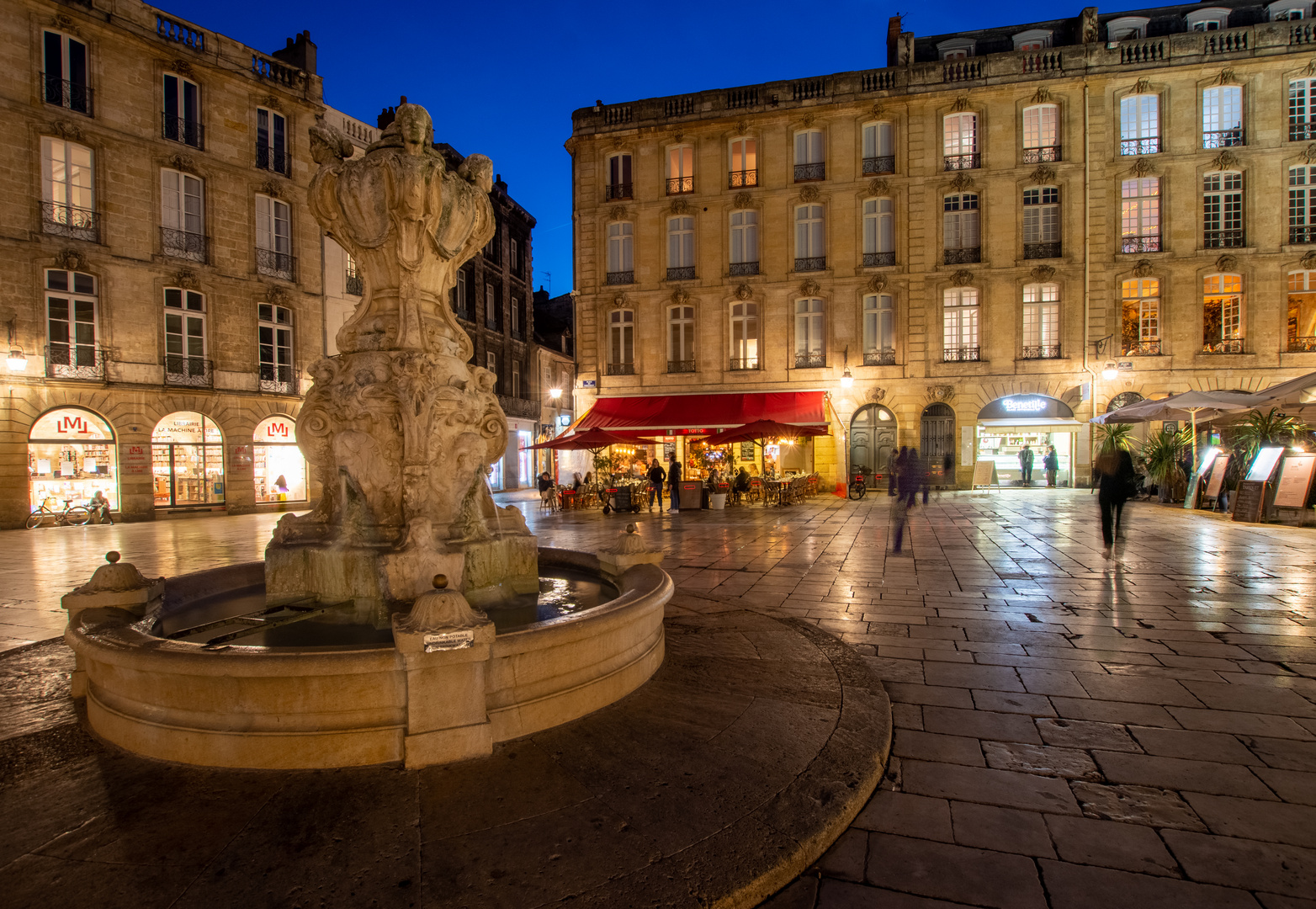 Bordeaux - Place du Parlement - 11