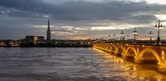 Bordeaux - Pont de Pierre - Basilique Saint Michel - 01