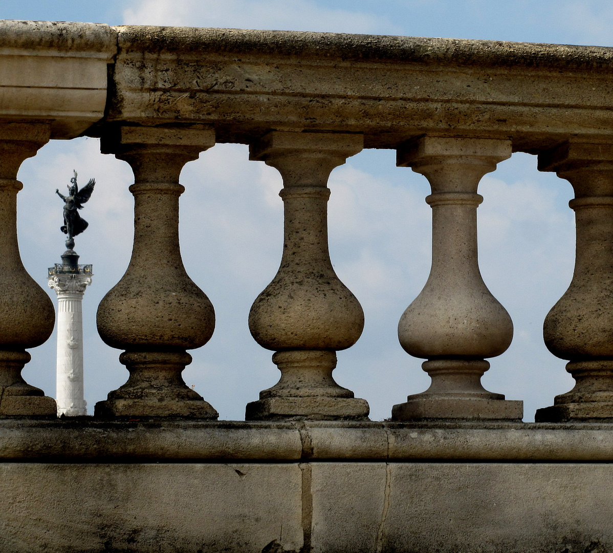 Bordeaux,  Quinquonces