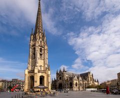 Bordeaux - Rue Gaspard Philippe - Basilique Saint-Michel - 06