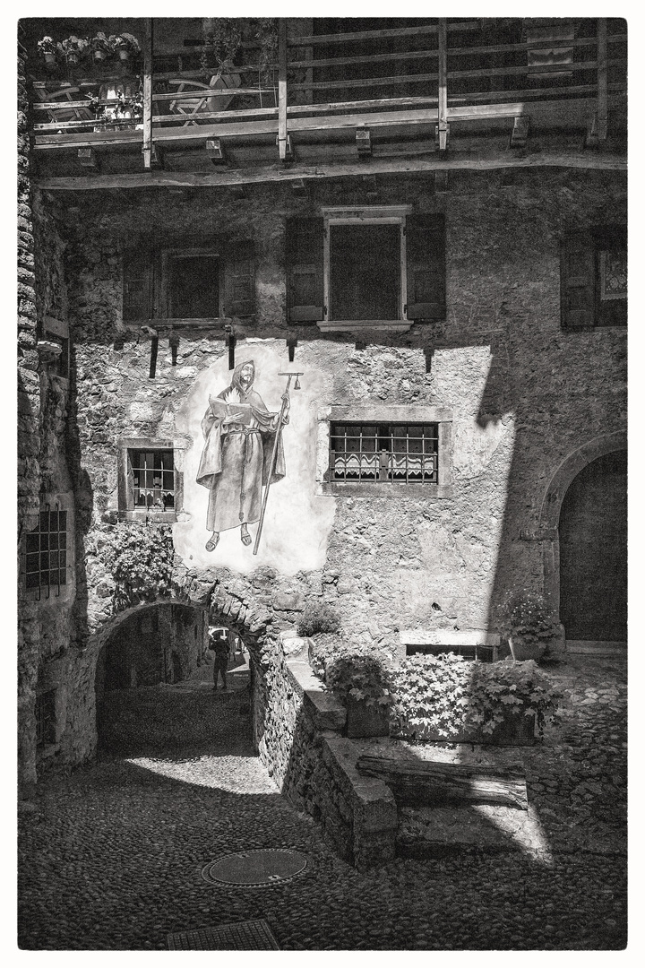 Borgo di Canale 1