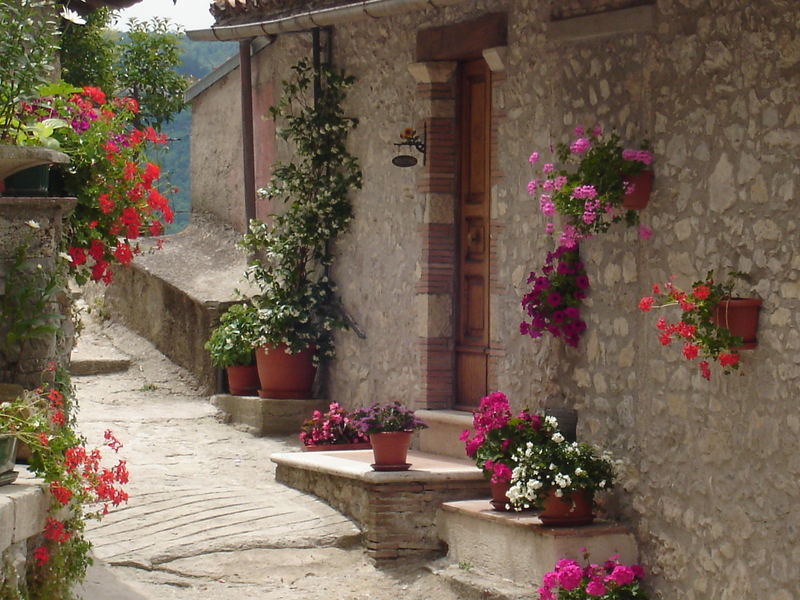 borgo in fiore