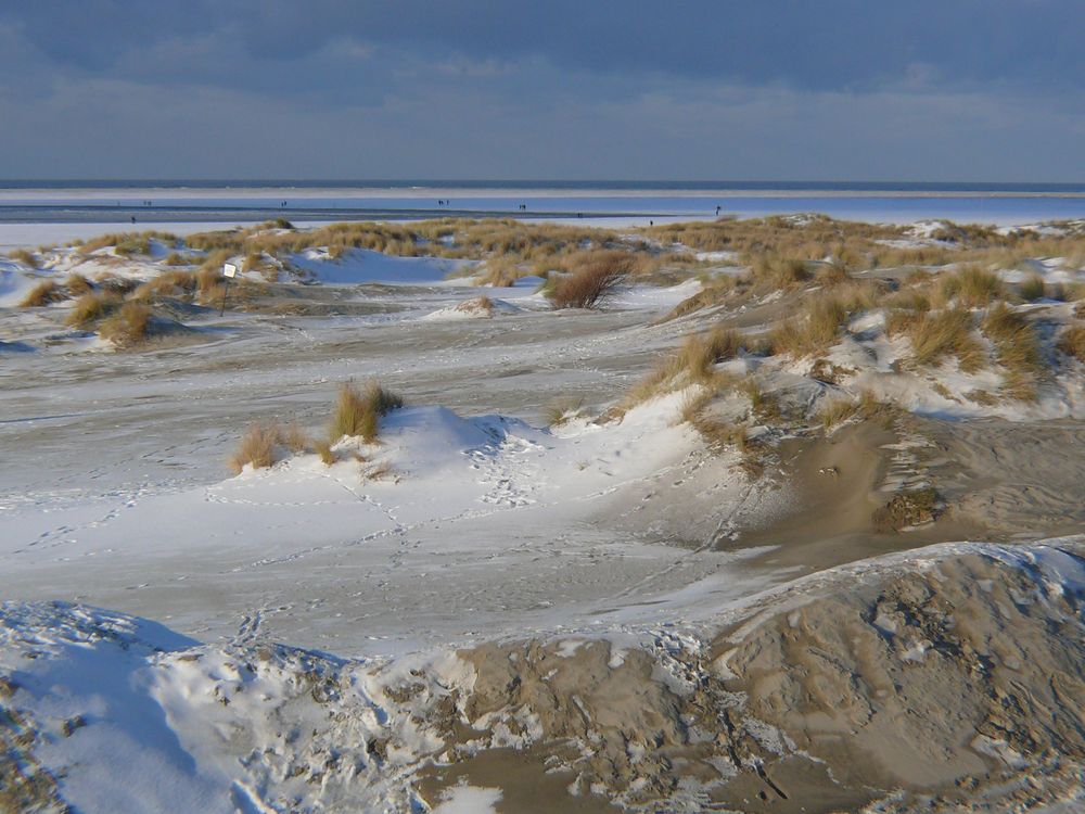 Borkum 2010 - Heute fiel der erste Schnee des Winters