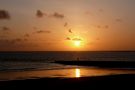 Borkum 2010 - Sonnenuntergang by Reinhold Müller