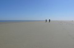 Borkum 2010 - Strand soweit das Auge reicht