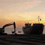 Borkum 2011 - Bergung der "Nordland 1" / Sie ist heute geglückt