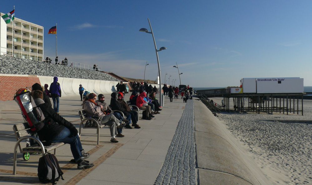 Borkum 2013 - Trotz Kälte in die Sonne