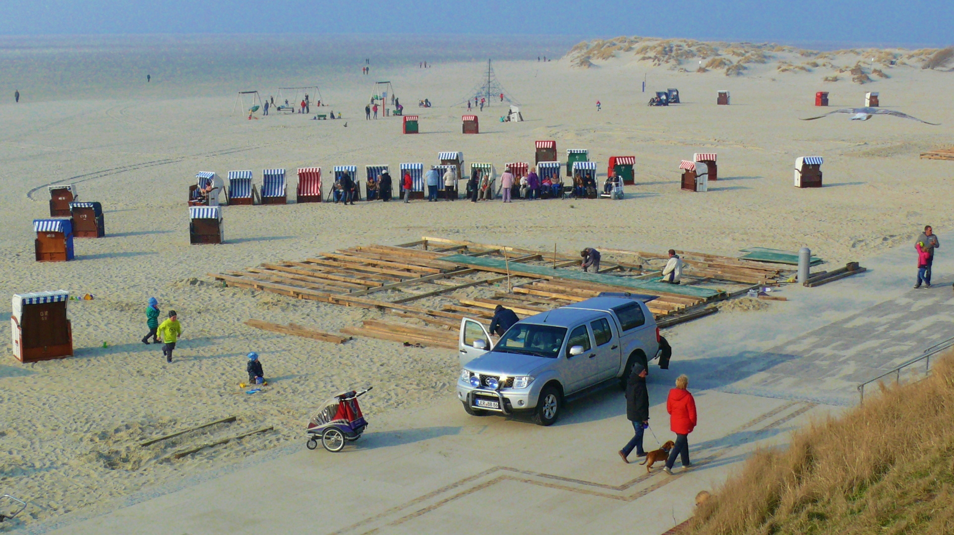 Borkum 2015  - Das Strandleben hat begonnen