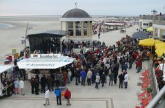 Borkum - Benefizkonzert des Borkumer Shanty Chores "Oldtimer"  für Betroffene der Flutkatastrophe