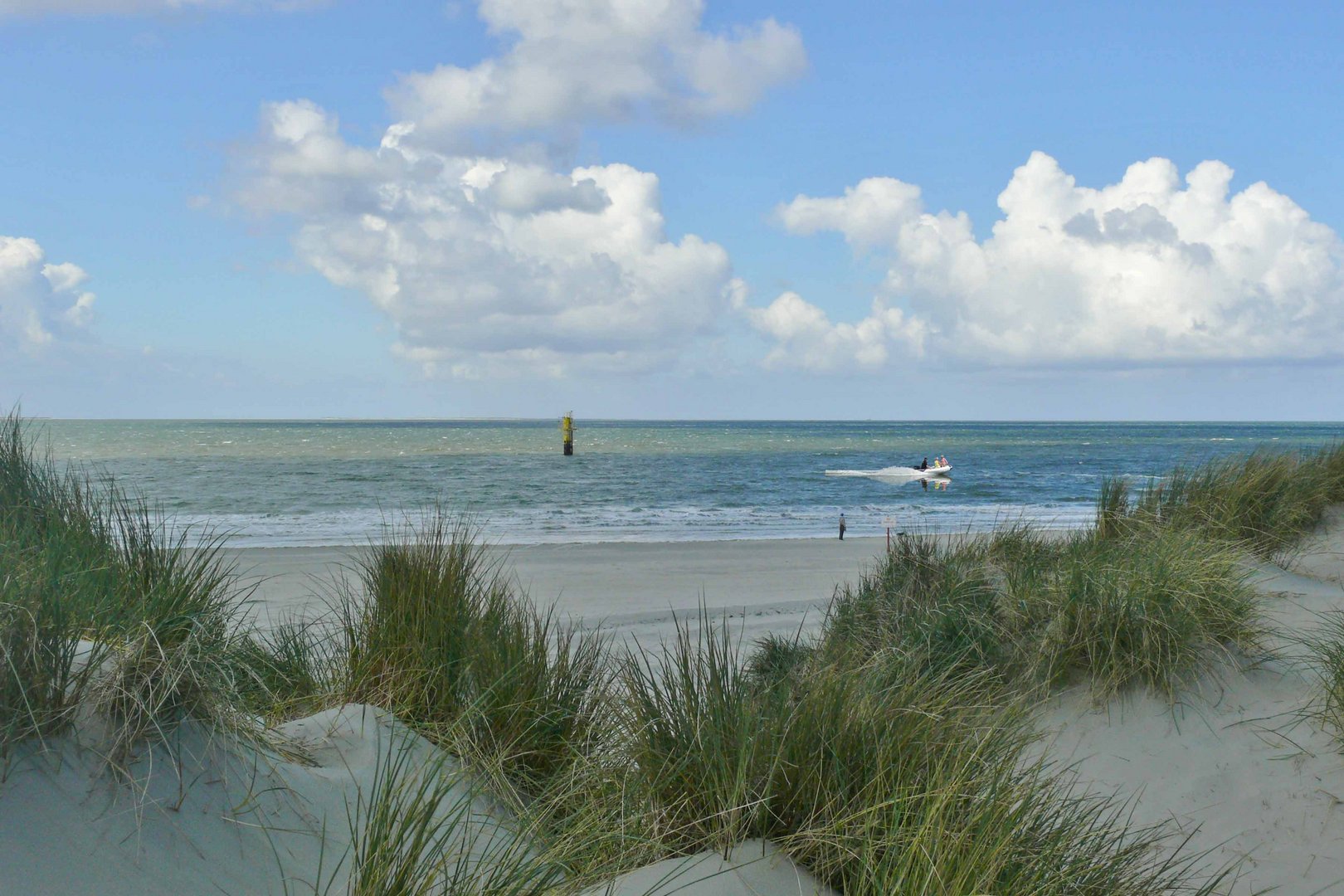 Borkum - Blick von den Dünen am Südstrand