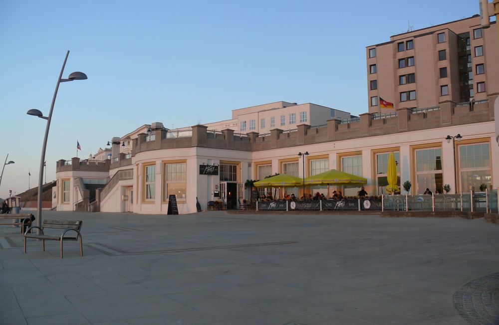 Borkum - Die erneuerte Hauptpromenade am Nordstrand