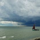 Borkum - Echte Segler fahren auch bei Schietwetter raus