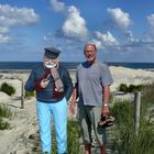 Borkum - Heute war ich mit einem alten Borkumer Freund am Nordstrand unterwegs ..