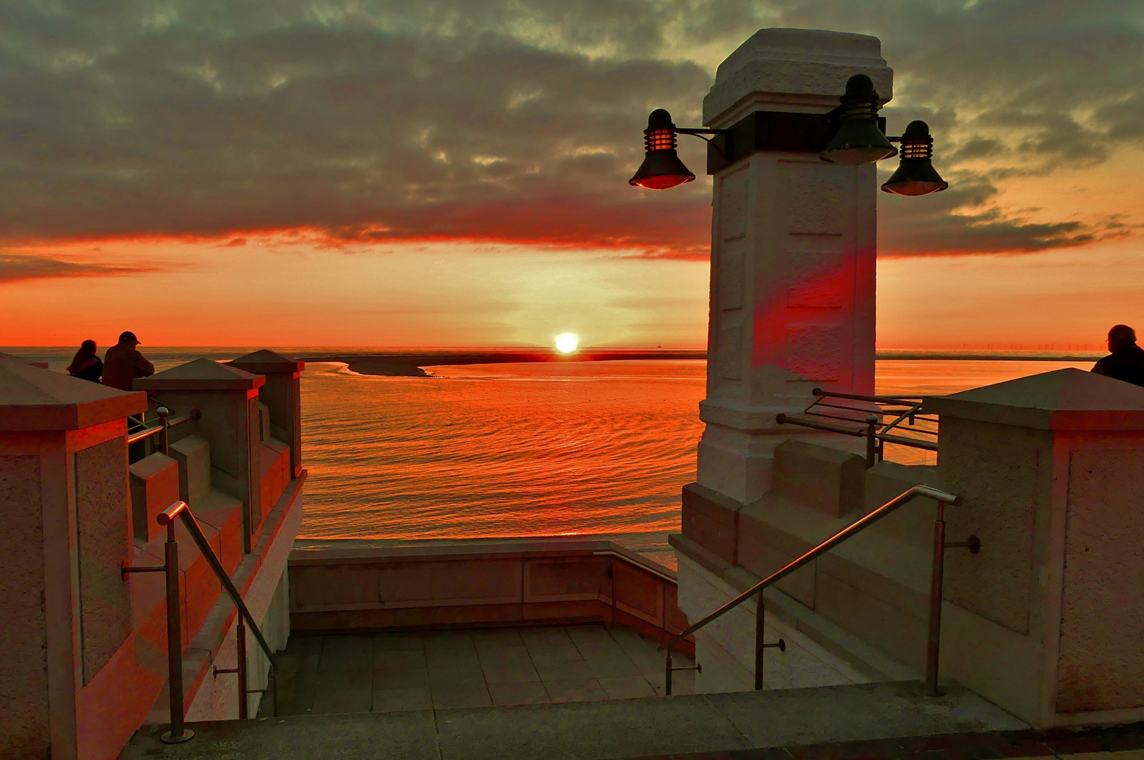 Borkum - Hier geht's zum Sonnenuntergang