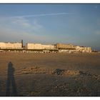 Borkumer Skyline mit Schatten und Mond