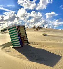 *Borkumer Strandzelt*