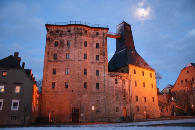 Borlachturm bei Nacht