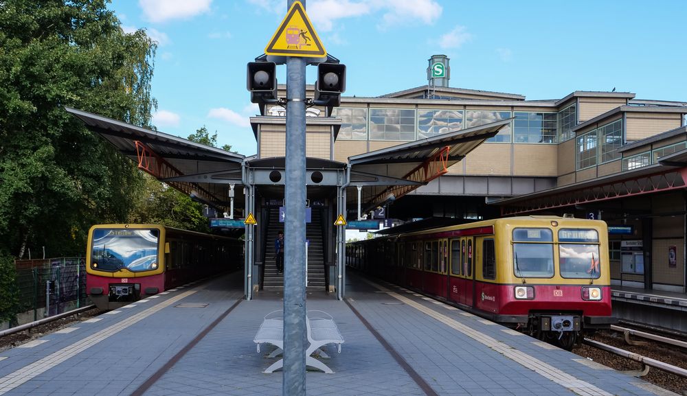Bornholmer Straße Foto & Bild berlin, sbahn, eisenbahn Bilder auf