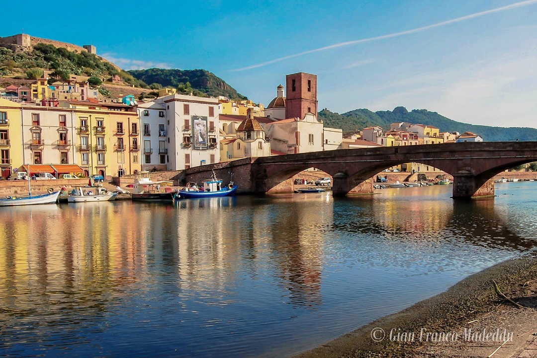 Bosa ponte vecchio.