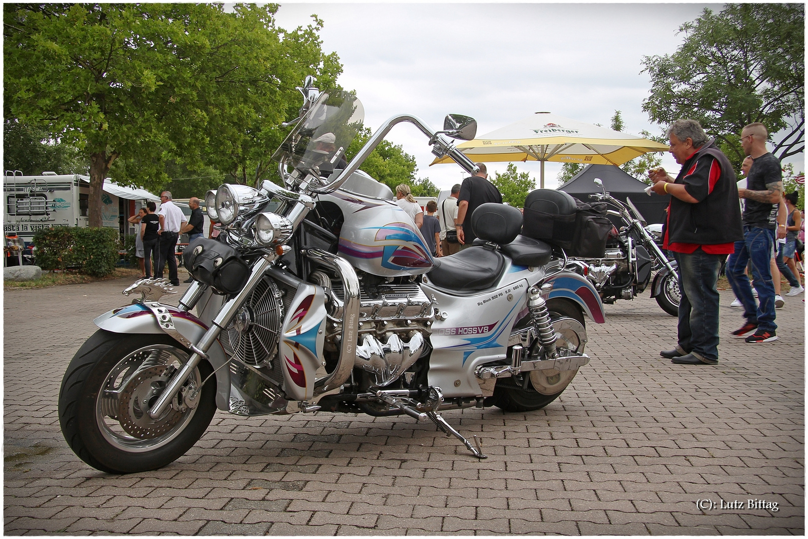 hoss boss v8