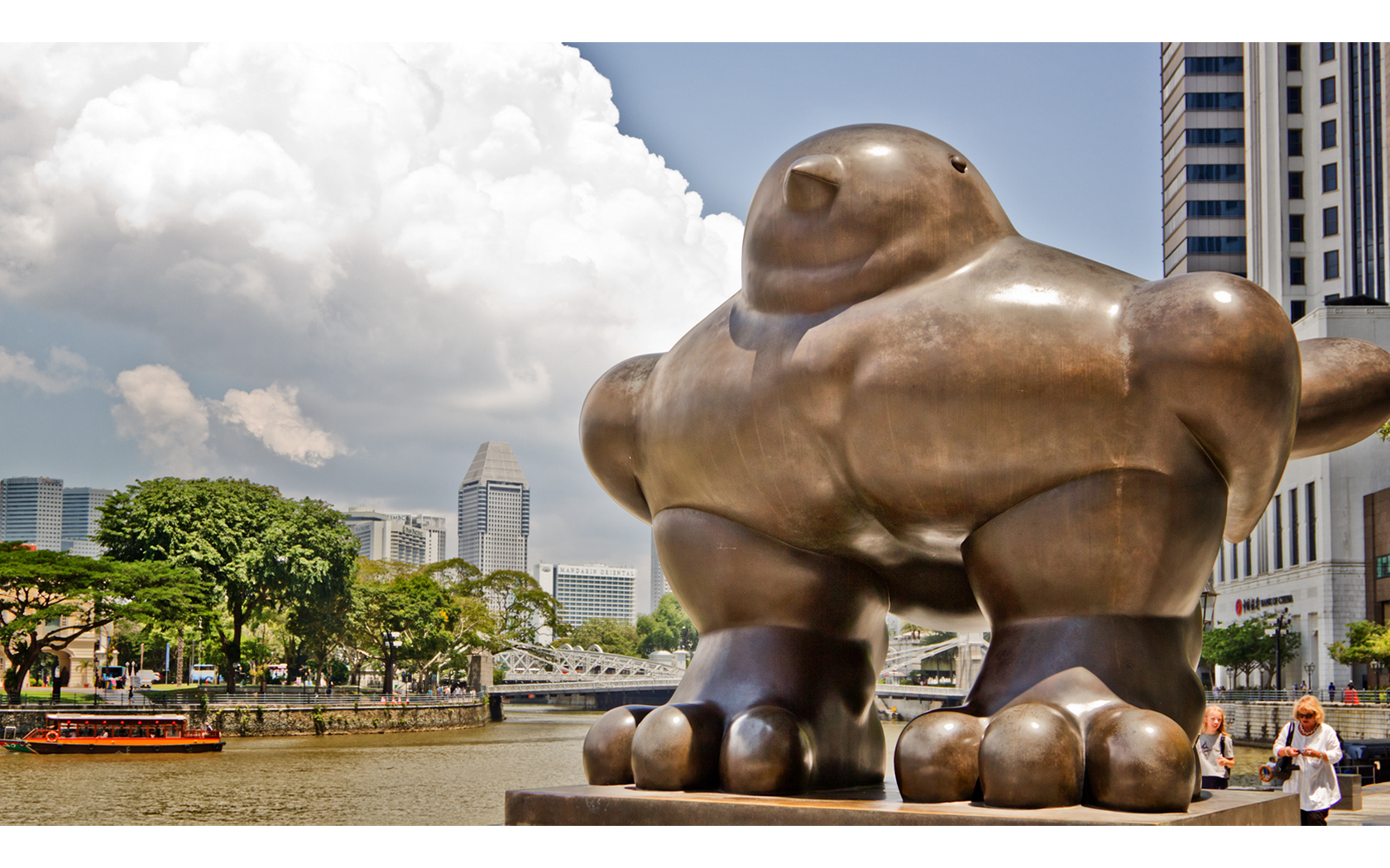 Botero Bird - Singapore Boat Quay